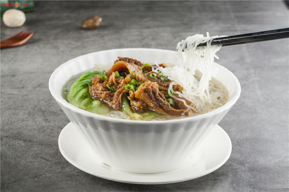 牛腩汤粉